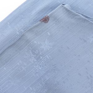 中古 色無地 無地着物 リメイク向き リサイクル レディース 正絹 水色 楓 生地向き 部分汚れ等難あり 大特価の為、返品キャンセル不可 リサイクル着物 即日発送